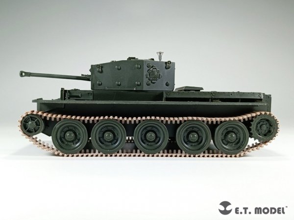 E.T. Model P35-059 WWII British Cromwell Mk.IV Cruiser Tank Workable Track ( 3D Printed ) 1/35