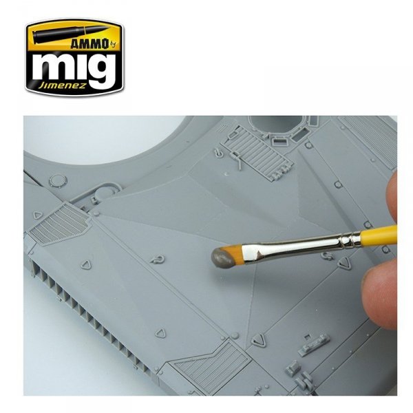 Ammo of Mig 2035 ANTI-SLIP PASTE - BROWN COLOR FOR 1/35