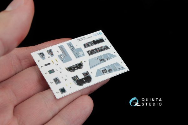 Quinta Studio QD72044 F/A-18C (early) 3D-Printed &amp; coloured Interior on decal paper (Kinetic) 1/72
