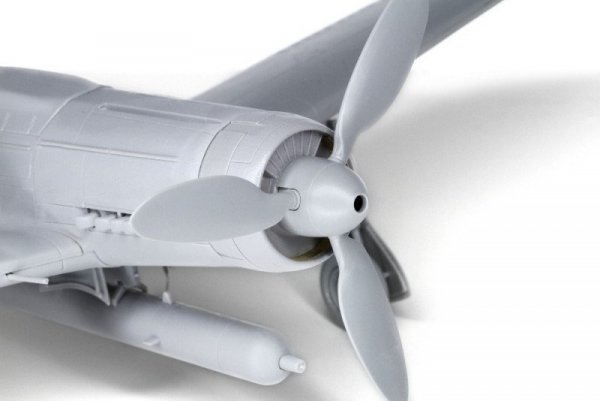 Dragon 5573 Focke-Wuff Ta 152C-1/R14 (1:48)