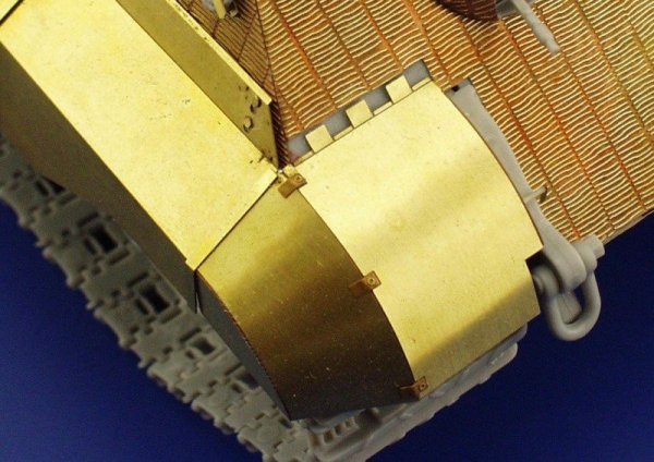 Eduard 35702 King Tiger Henschel fenders 1/35 Dragon