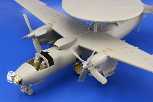 Eduard 48637 E-2C exterior KINETIC (1:48)
