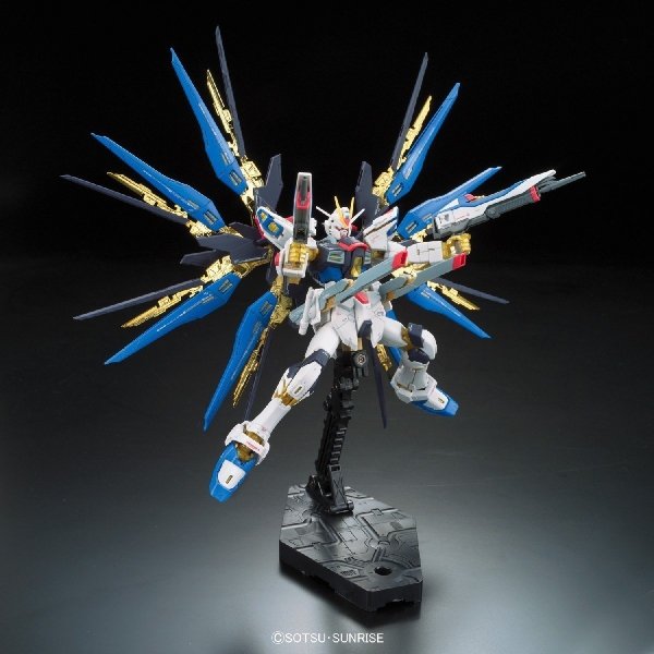 Bandai 51390 ZGMF-X20A Strike Freedom Gundam 83116