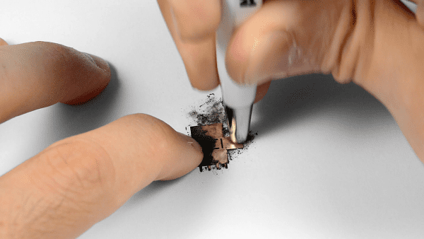 AK Interactive AK8058 GLASS FIBRE PENCIL 4MM