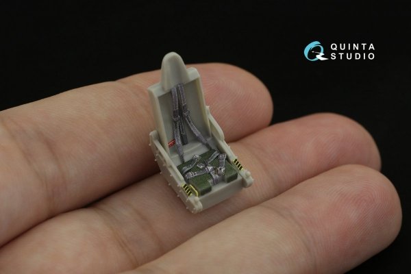 Quinta Studio QD48211 F-5E-3 Tiger II 3D-Printed &amp; coloured Interior on decal paper ( AFV Club ) 1/48
