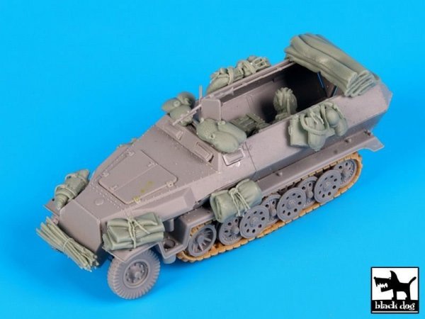 Black Dog T72077 Sd.Kfz.251 accessories set for Dragon 1/72