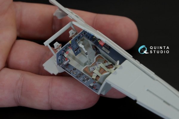 Quinta Studio QD32062 Fw 190F-8 3D-Printed &amp; coloured Interior on decal paper (for Revell kit) 1/32