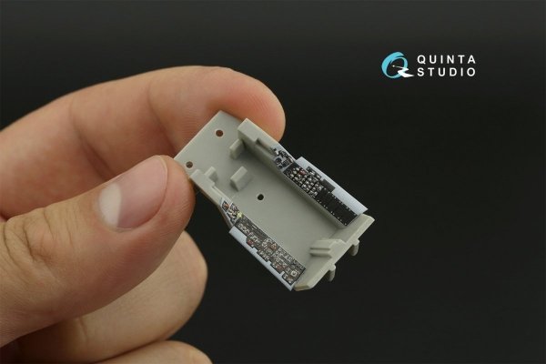 Quinta Studio QDS-48277 F/A-18А 3D-Printed &amp; coloured Interior on decal paper (HobbyBoss)(Small version) 1/48