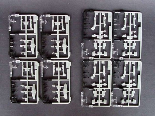 Trumpeter 05604 U.S. Aircraft Carrier CV-13 Franklin 1944 (1:350)
