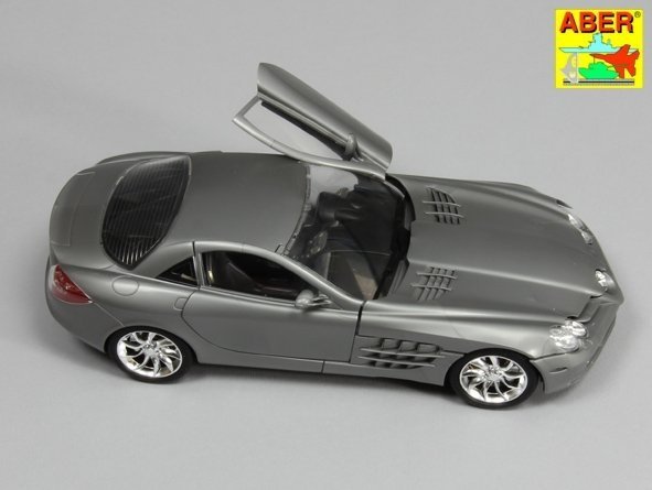 Aber 24031 Mercedes Benz McLaren SLR (1:24)