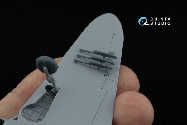 Quinta Studio QT72013 RS-82 Rockets with RO-82 launchers, 10 pcs (all kits) 1/72