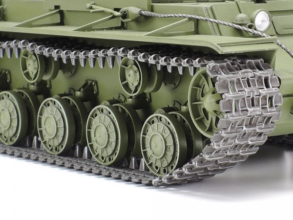 Tamiya 35372 Russian Heavy Tank KV-1 Model 1941, Early Production 1/35