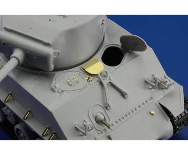 Eduard 36334 M4A3E8 TAMIYA 1/35