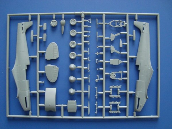 Kovozavody Prostejov KPM0124 Spitfire Mk.Vc Allied Fighters 1/72