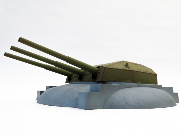 Modelcollect UA72344 Austratt fort coastal artillery site triple 28cm turret Caesar 1/72