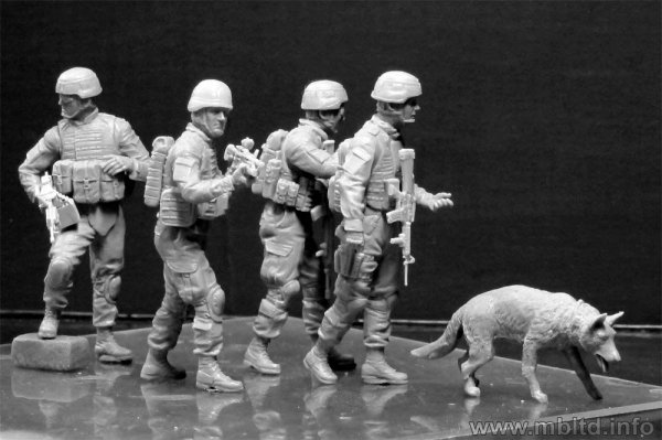 Master Box 35154 Modern US infantrymen Cordon and Search (1:35)