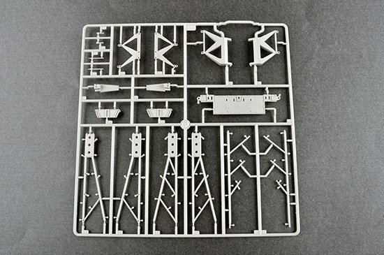 Trumpeter 09518 Russian S-300V 9A82 SAM 1/35