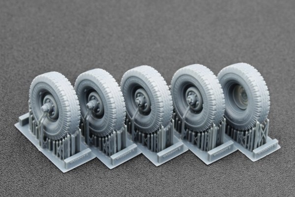 ScaleX WM 35007 UAZ 469 Ordinary wheel set (for Trumpeter) 1/35