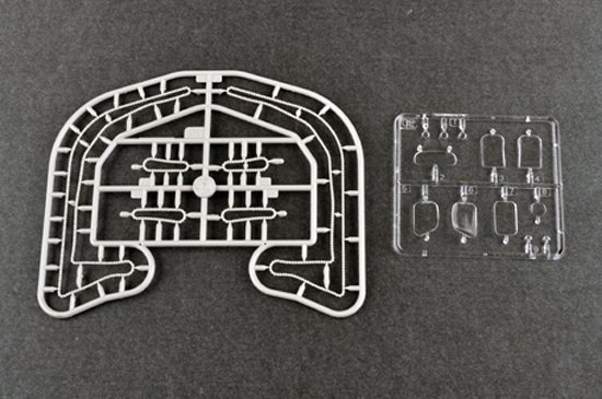 Trumpeter 09502 BTM-3 High-Speed Trench Digging Vehicle 1/35
