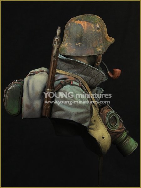 Young Miniatures YM1857 GERMAN STORMTROOPER WWI 1/10