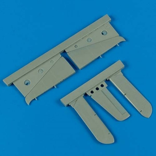 Quickboost QB72346 F6F Hellcat separated tail planes 1/72