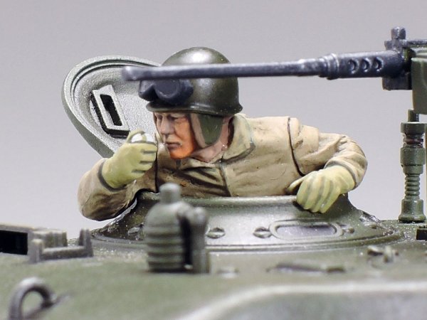Tamiya 32595 M4A3E8 Sherman Easy Eight 1/48