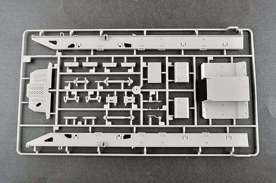 Trumpeter 01069 PHL-03 Multiple Launch Rocket System 1/35