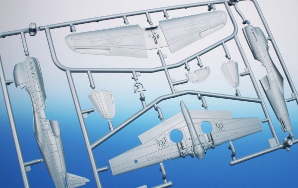 Special Hobby 72529 P-40E Warhawk "Tigers and Sharks" 1/72