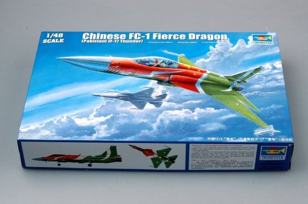 Trumpeter 02815 Chinese PLAAF FC-1 Fierce Dragon (Pakistan JF-17 Thunder) 1/48