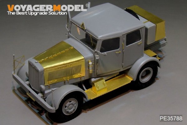 Voyager Model PE35788 WWII Hanomag SS100 Military Car For TAKOM 2068 and 2110 1/35