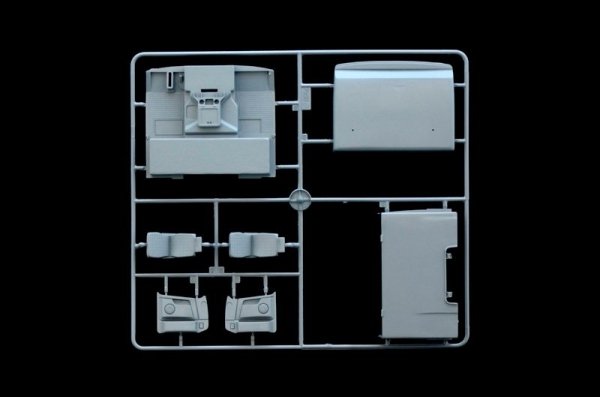 Italeri 3907 VOLVO FH16 520 SLEEPER CAB