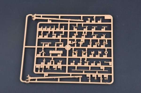 Trumpeter 02339 Soviet 85mm D-44 Divisional Gun (1:35)