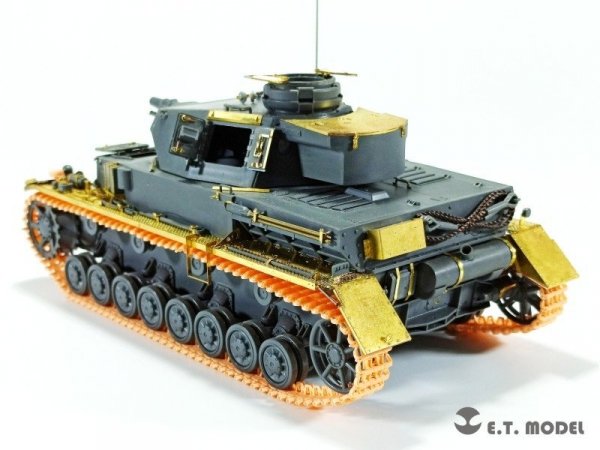 E.T. Model P35-020 WWII German Pz.Kpfw.III/IV（Type 3A）Workable Track ( 3D Printed ) 1/35