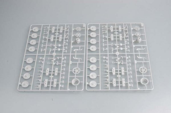 Trumpeter 01536 German E-50 (50-75 tons) Standardpanzer (1:35)