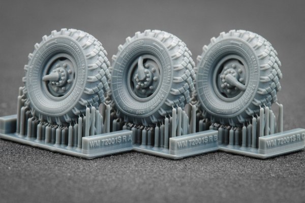 ScaleX WM 72001S ZIL 131 Sagged wheel set (for ICM) 1/72