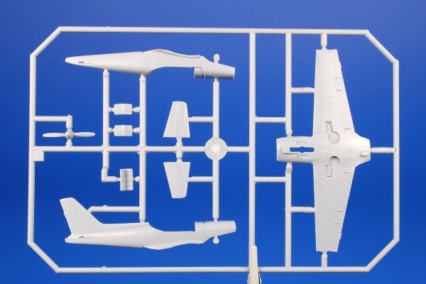 Special Hobby 72451 SIAI-Marchetti SF-260 Duo Pack &amp; Book 1/72