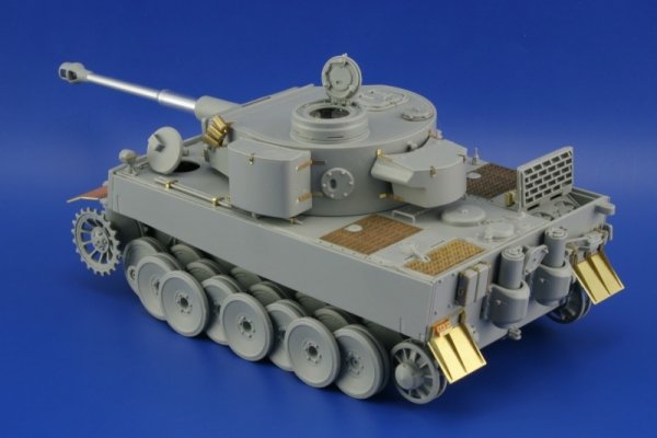 Eduard 35798 Tiger I initial production for DRAGON 1/35