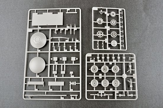 Trumpeter 09518 Russian S-300V 9A82 SAM 1/35