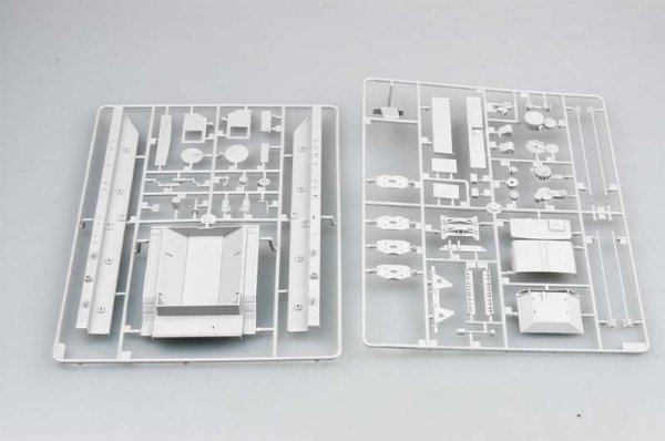 Trumpeter 01006 MAZ-537 Last Production (1:35)