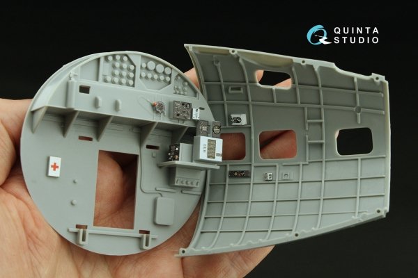 Quinta Studio QD32236 Boeing B-17E/F Navigator, bombardier, waist and tail gunners compartments. 3D-Printed coloured Interior (HK models) 1/32