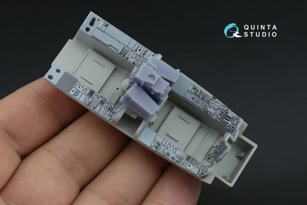 Quinta Studio QDS+48519 Tornado ECR 3D-Printed coloured Interior on decal paper (Italeri) (small version) (with 3D-printed resin parts) 1/48