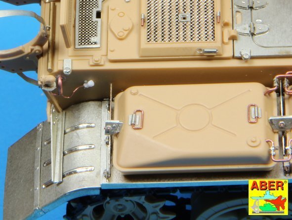 Aber 35253 Iraqi Medium Tank T-55 ENIGMA - vol.1 - basic set (1:35)
