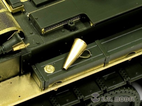 E.T. Model E35-064 WWII Soviet BT-7 (Mod.1935) Basic (For TAMIYA 35309) (1:35)
