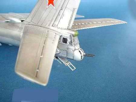 Trumpeter 01613 Tupolev Tu-16K-10 BADGER C (1:72)