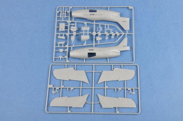 Hobby Boss 81745 J-29F Tunnan