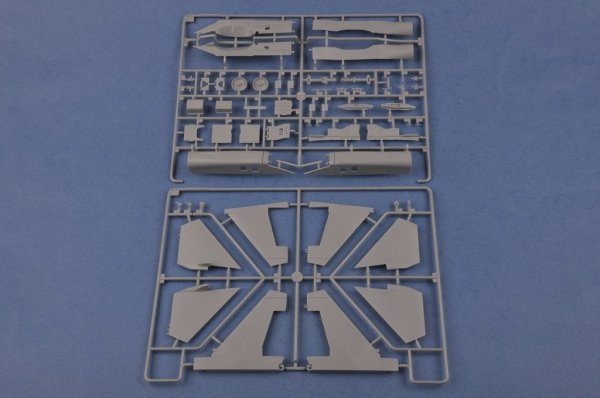 Hobby Boss 81756 Russian Su-34 Fullback Fighter-Bomber 1/48