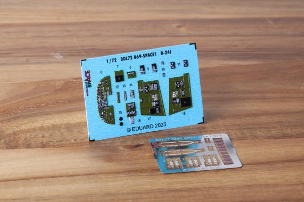 Eduard 3DL72069 B-24J SPACE HASEGAWA 1/72