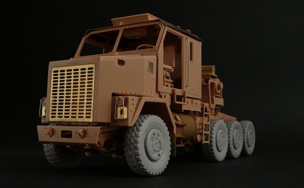 Panzer Art RE35-121 Road wheels for M1070 truck tractor 1/35