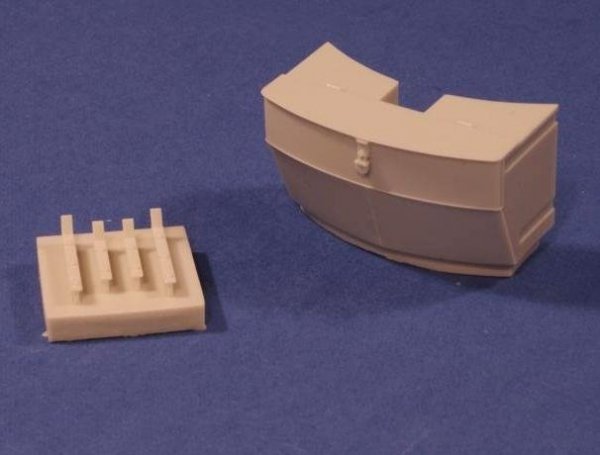 Panzer Art RE35-163 Stowage bin for Tiger I tank (502&amp;503 sPzAbt.) 1/35