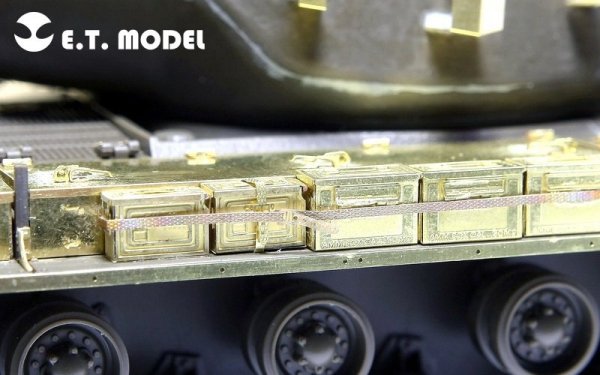 E.T. Model E35-023 US M26 PERSHING Medium Tank (For TAMIYA 35254) (1:35)